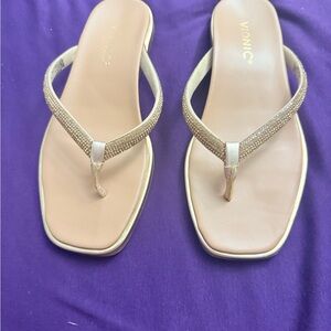 Vionic Vista Shine Women's Athletic Gold Metallic Leather Size:6.5